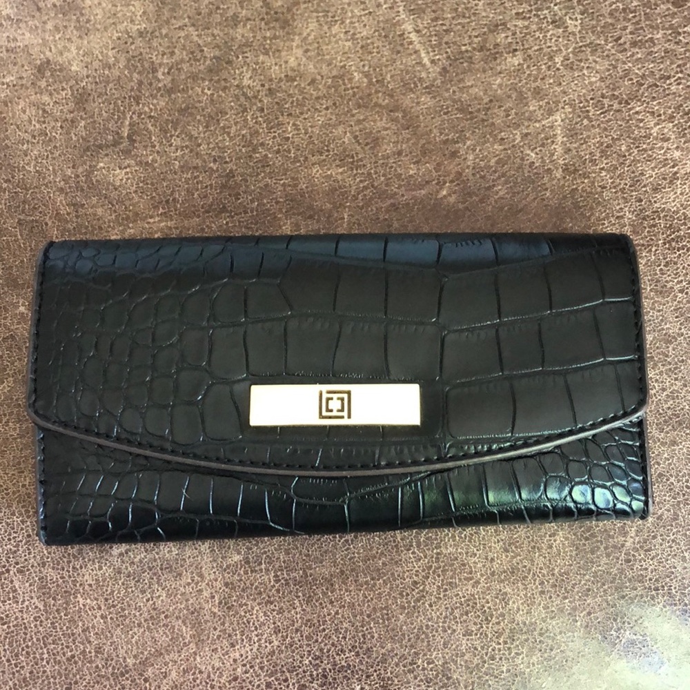Black wallet